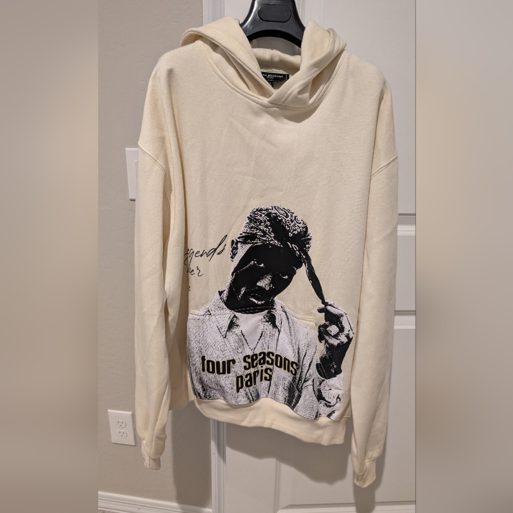 Cream Crewneck Sweater with Classic Design